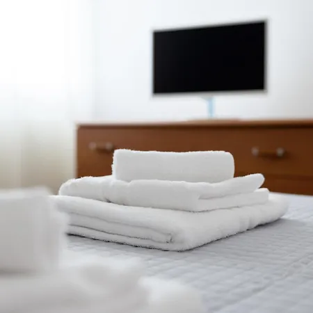 We - Milli House Римини